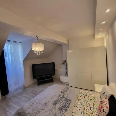 - Mi Premium Warsaw