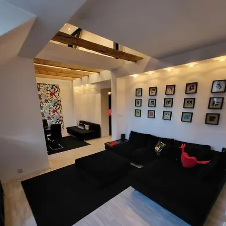 - Mi Premium Apartment