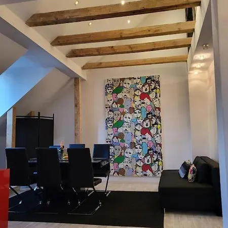 - Mi Premium * Varsó