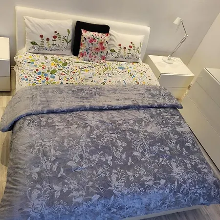 - Mi Premium * Varsó